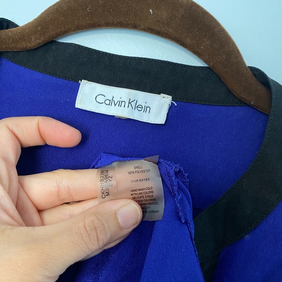 Calvin Klein Navy blouse - Picture 2 of 2